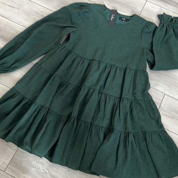 Lulu’s size small green holiday dress mini - Picture 3 of 12